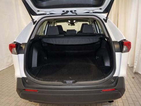 Used 2024 Toyota RAV4 XLE image 6