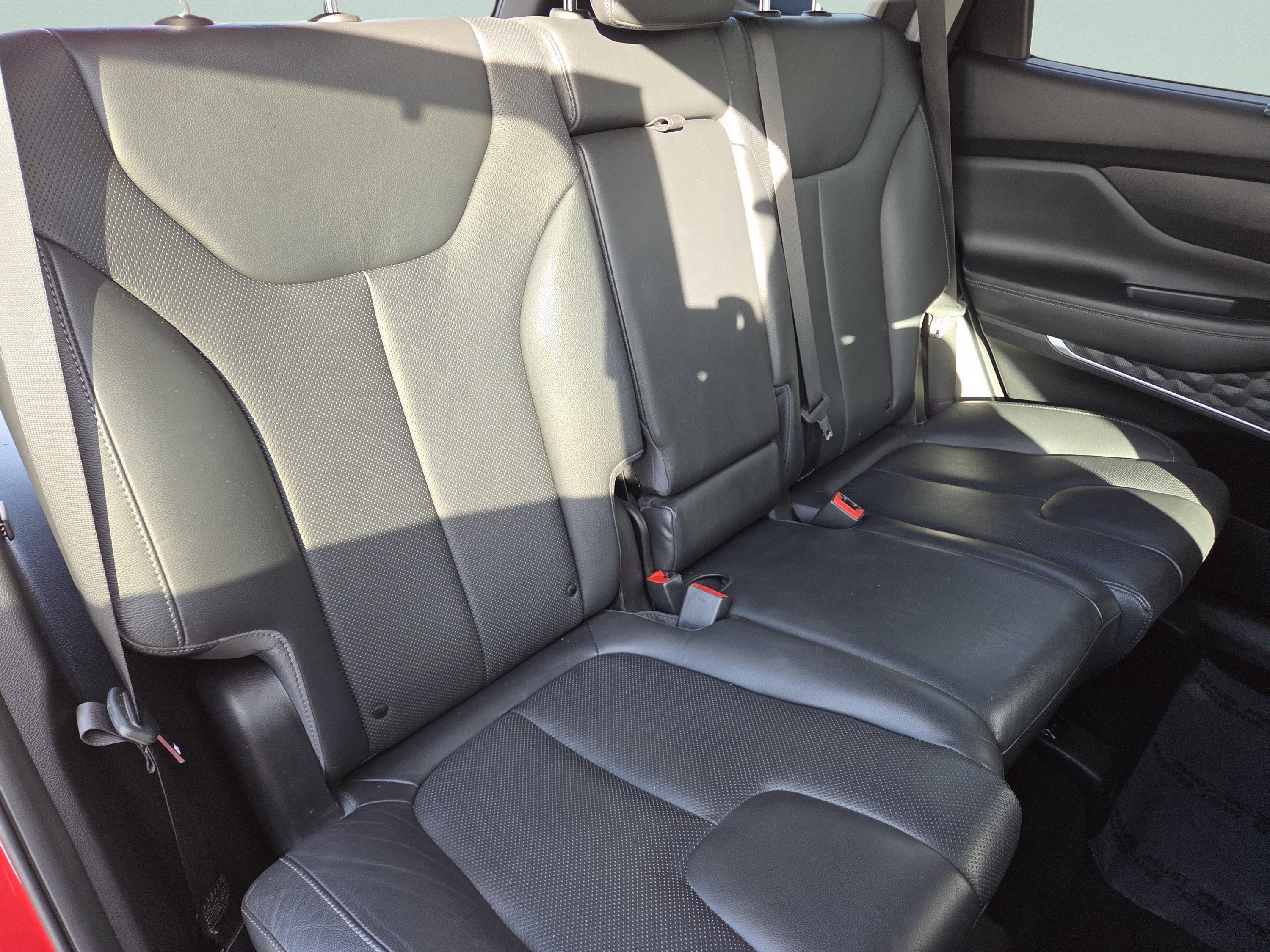 Used 2020 Hyundai Santa Fe Limited AWD/4WD image 5