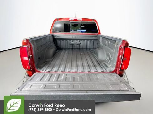 Used 2016 Chevrolet Colorado LT w/ LT Convenience Package image 24