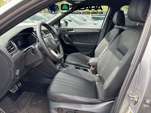 Used 2023 Volkswagen Tiguan SE R-Line image 7