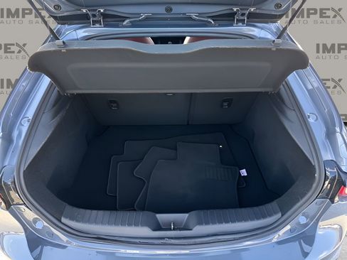 Used 2024 MAZDA MAZDA3 s image 29