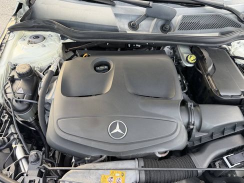 Used 2018 Mercedes-Benz CLA 250 image 13