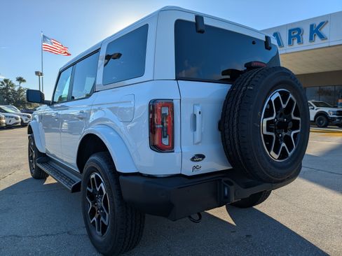 New 2025 Ford Bronco Outer Banks AWD/4WD image 6