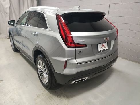Used 2024 Cadillac XT4 Premium Luxury image 21