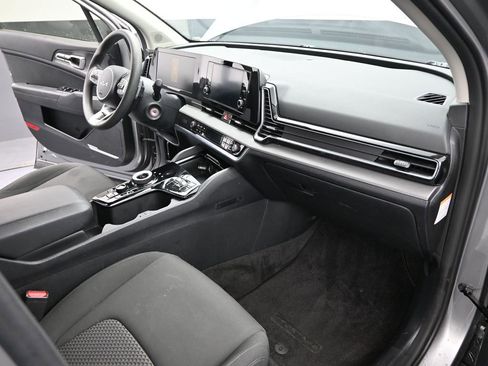 Used 2024 Kia Sportage LX image 23