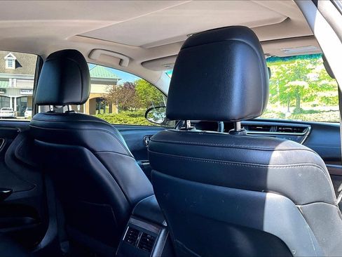 Used 2013 Toyota Avalon XLE Touring FWD image 15