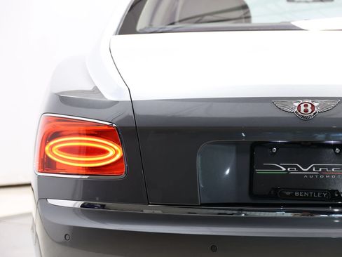 Used 2018 Bentley Flying Spur V8 AWD/4WD image 64