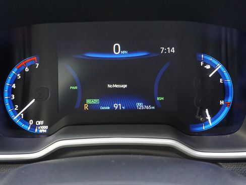Used 2022 Toyota Corolla LE w/ Premium Interior Package FWD image 12