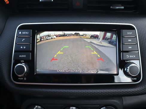 Used 2025 Nissan Kicks Play S image 22