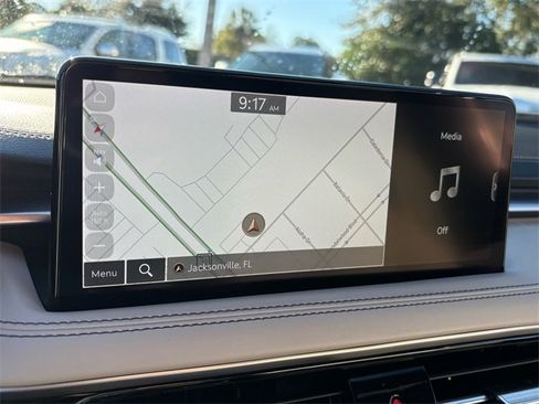 Used 2024 Genesis G70 2.5T image 28