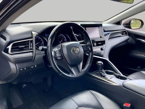 Used 2021 Toyota Camry SE FWD image 17