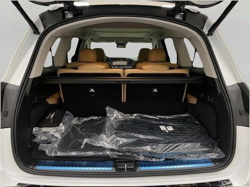 New 2026 Mercedes-Benz GLS 450 4MATIC image 44