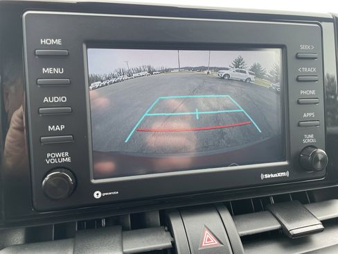 Used 2021 Toyota RAV4 XLE image 32