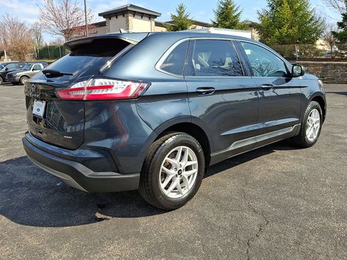 Used 2023 Ford Edge SEL w/ Convenience Package image 6