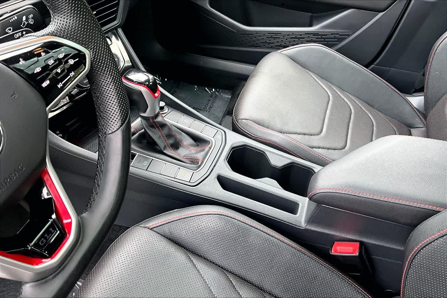 Used 2024 Volkswagen Jetta GLI Autobahn FWD image 15