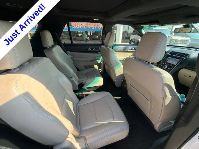Used 2018 Ford Explorer Limited w/ Equipment Group 301A FWD image 31