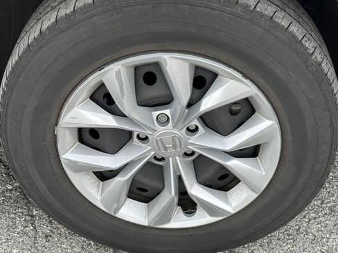 Certified 2024 Honda CR-V LX image 10
