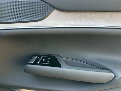 New 2025 Volvo EX90 Ultra image 20