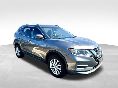 Used 2018 Nissan Rogue SV AWD/4WD image 10