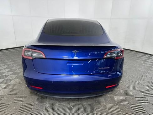 Used 2019 Tesla Model 3 Performance image 4