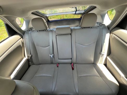 Used 2011 Toyota Prius Four w/ Solar Roof Pkg FWD image 16