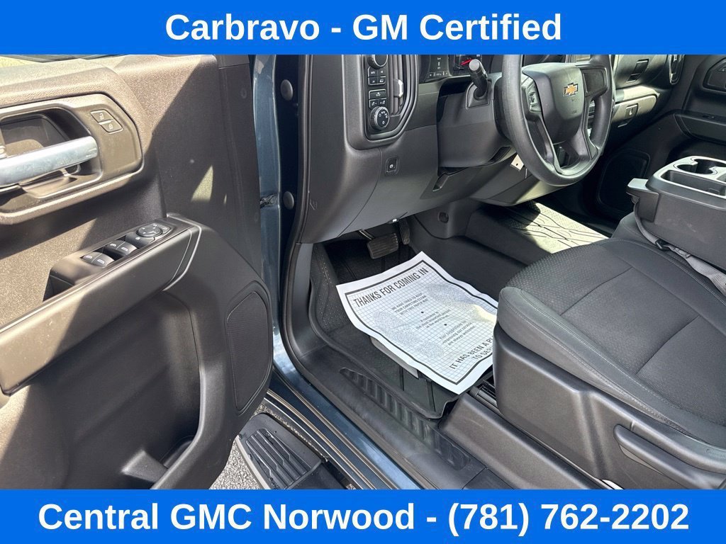 Used 2020 Chevrolet Silverado 1500 Custom w/ Custom Value Package AWD/4WD image 12