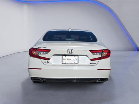 Used 2020 Honda Accord Sport image 4