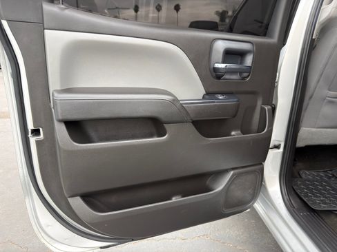 Used 2018 Chevrolet Silverado 1500 Custom w/ Custom Value Package RWD image 20