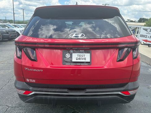 Used 2023 Hyundai Tucson SEL w/ Convenience Package FWD image 7
