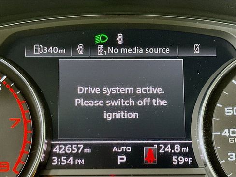 Used 2021 Audi Q5 2.0T Premium image 12