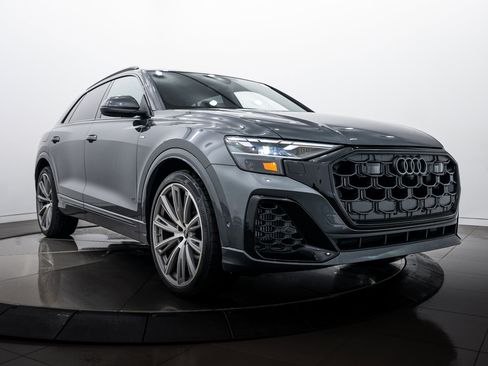 New 2026 Audi Q8 Prestige image 2