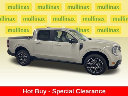 New 2025 Ford Maverick Lariat w/ 4K Tow Package image 2