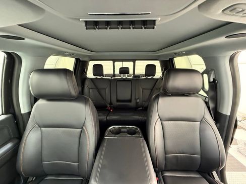 New 2025 Ford F250 Lariat w/ Lariat Ultimate Package AWD/4WD image 25