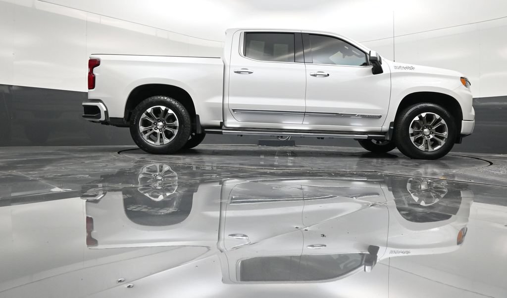 Used 2024 Chevrolet Silverado 1500 High Country AWD/4WD image 25