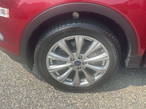 Used 2017 Ford Escape Titanium AWD/4WD image 10