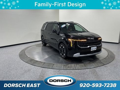 New 2026 Kia Carnival EX image 3