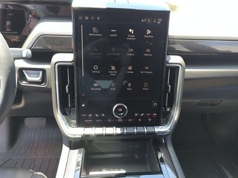 New 2026 GMC Yukon Elevation w/ Elevation Premium Package AWD/4WD image 23