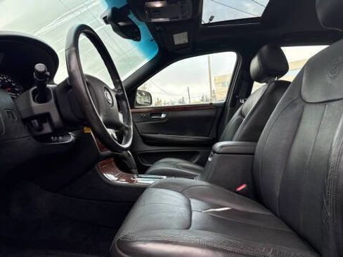 Used 2007 Cadillac DTS Luxury I w/ Sun And Sound Package image 37