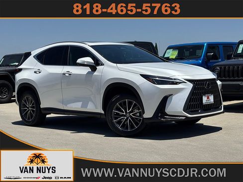 Used 2024 Lexus NX 250 FWD image 1