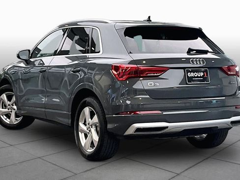 Used 2020 Audi Q3 2.0T Premium w/ Convenience Package AWD/4WD image 12