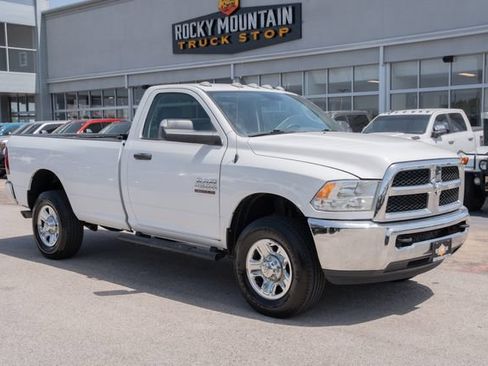 Used 2018 RAM 3500 Tradesman w/ Chrome Appearance Group AWD/4WD image 3
