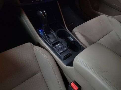 Used 2019 Hyundai Tucson Value FWD image 26