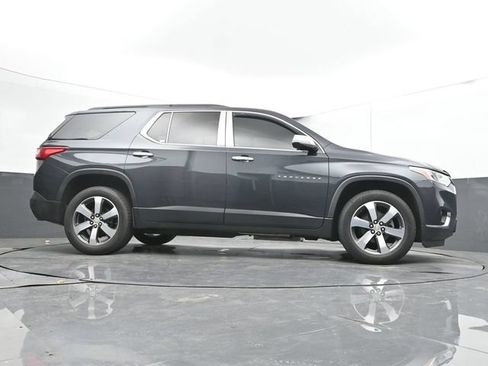 Used 2020 Chevrolet Traverse LT w/ LT Premium Package FWD image 47