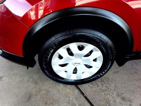 Used 2018 Nissan Rogue Sport S image 22