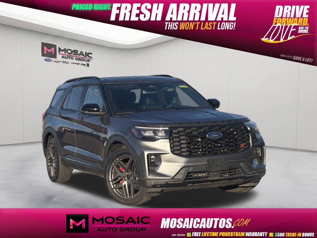 Used 2025 Ford Explorer ST AWD/4WD image 1