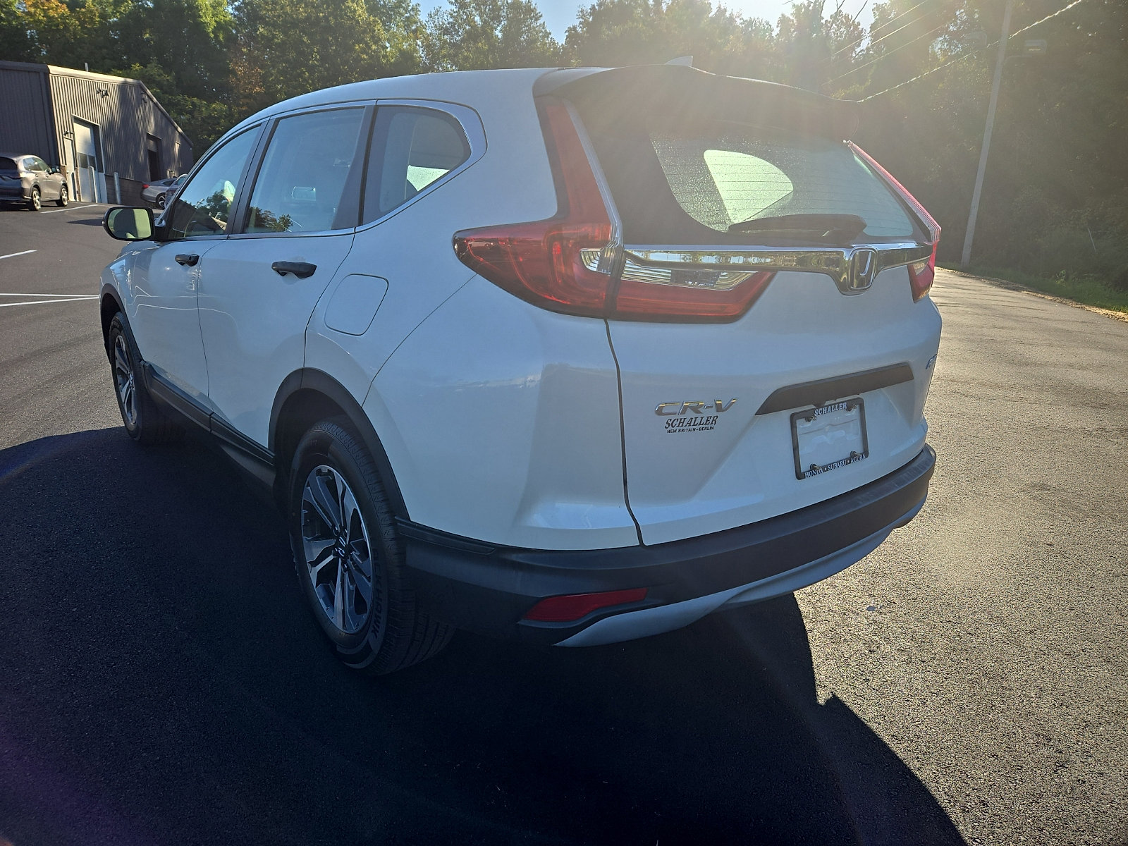Used 2017 Honda CR-V LX image 4