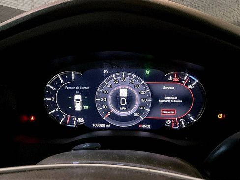 Used 2017 Cadillac Escalade Luxury RWD image 19