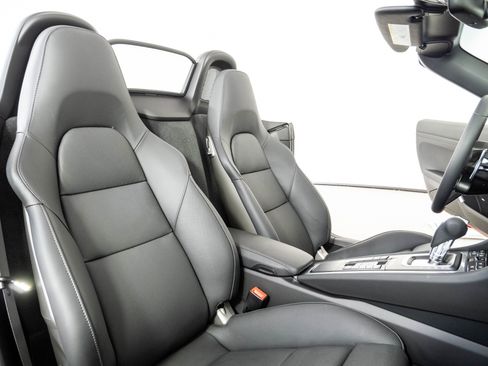 Certified 2025 Porsche 718 Boxster GTS RWD image 18