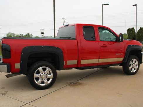 Used 2012 Chevrolet Silverado 2500 LTZ w/ LTZ Plus Package AWD/4WD image 5