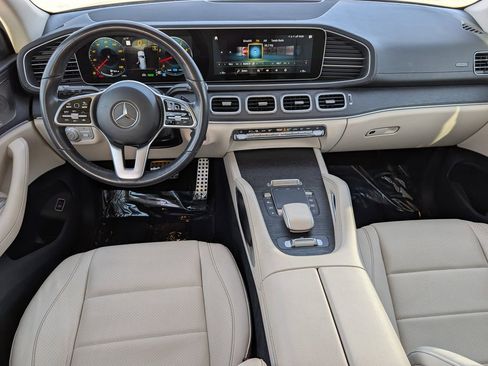 Certified 2022 Mercedes-Benz GLS 450 4MATIC image 25